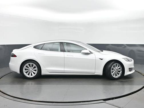 Pearl White Multi-Coat 2020 Tesla Model S Long Range Plus