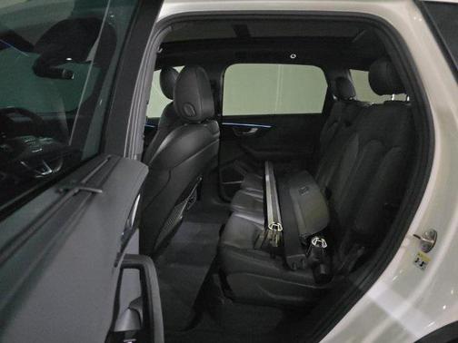 2023 Audi Q7 55 Prestige
