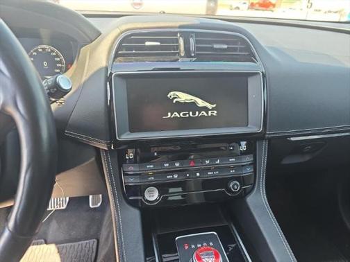 2018 Jaguar F-PACE S