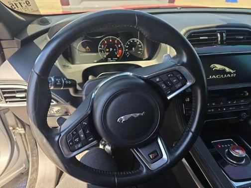 2018 Jaguar F-PACE S