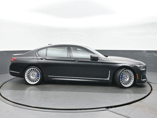2022 BMW ALPINA B7 xDrive