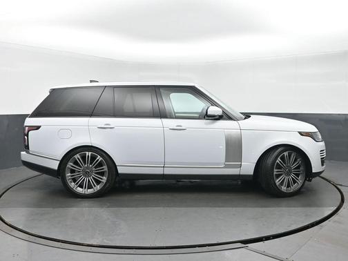 Fuji White 2019 Land Rover Range Rover 3.0L V6 Turbocharged Diesel HSE Td6