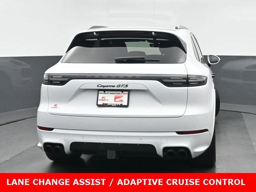 2022 Porsche Cayenne GTS
