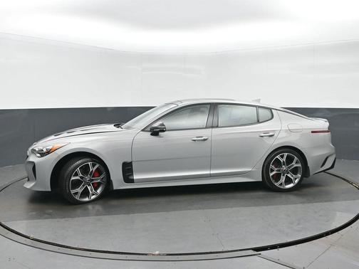 2019 Kia Stinger GT2