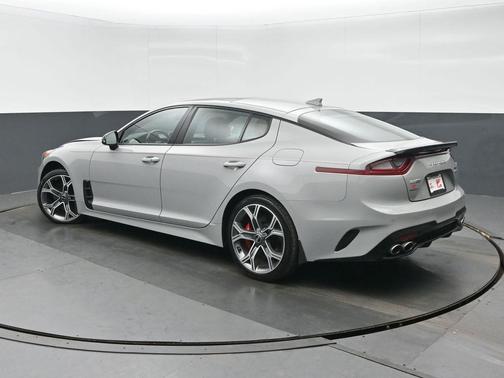 2019 Kia Stinger GT2