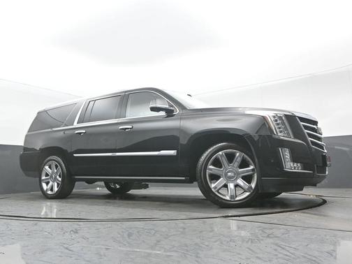 2020 Cadillac Escalade ESV Premium Luxury