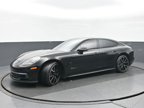 2018 Porsche Panamera 4S