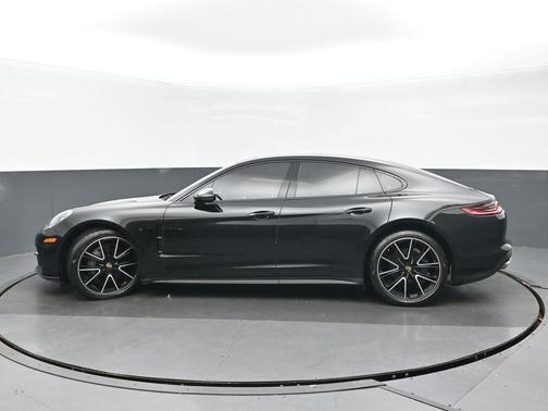 2018 Porsche Panamera 4S