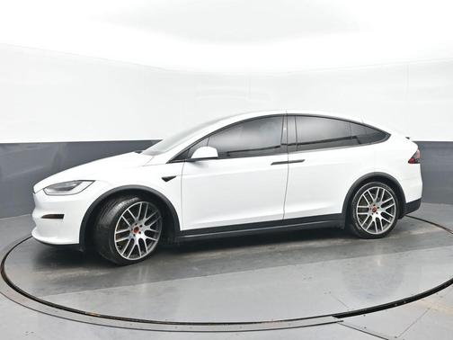 2022 Tesla Model X Plaid Tri Motor All-Wheel Drive
