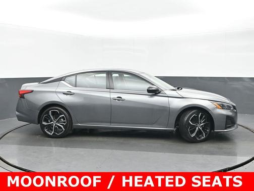 2023 Nissan Altima SR Intelligent AWD