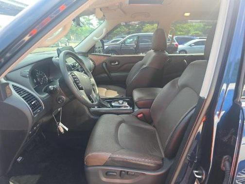 2022 INFINITI QX80 PREMIUM SELECT AWD