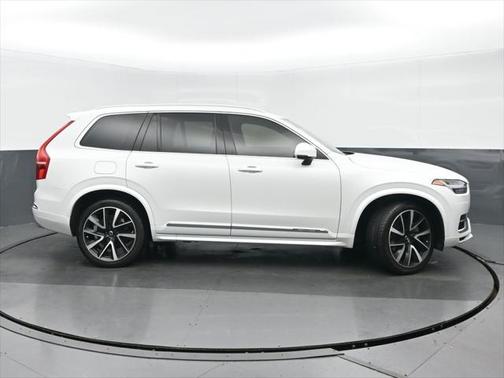 2021 Volvo XC90 Recharge Plug-In Hybrid T8 Inscription Expression 7 Passenger