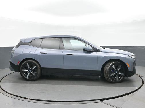 2023 BMW iX xDrive50