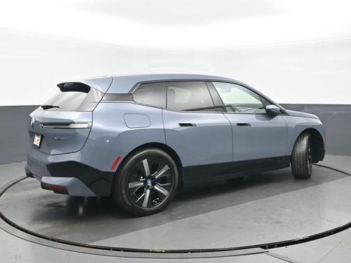 2023 BMW iX xDrive50