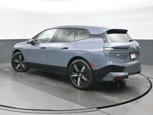 2023 BMW iX xDrive50