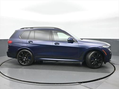 2020 BMW X7 M50i
