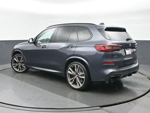 Arctic Gray Metallic 2021 BMW X5 M50i
