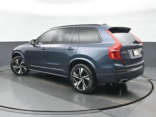 2021 Volvo XC90 Recharge Plug-In Hybrid T8 R-Design 7 Passenger