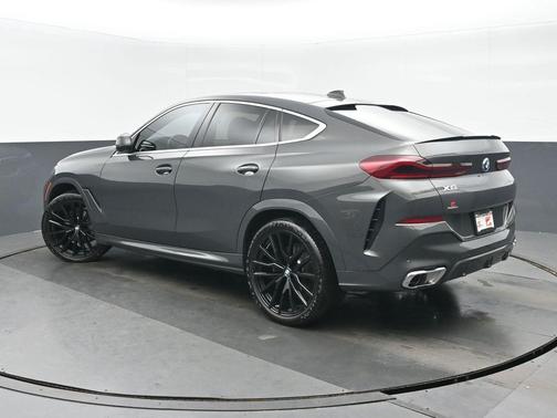 Dark Graphite Metallic 2023 BMW X6 xDrive40i