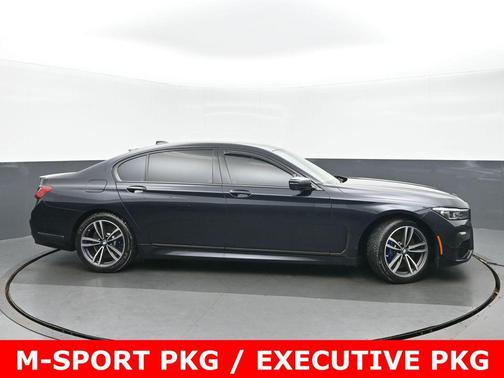 2022 BMW 750 i xDrive