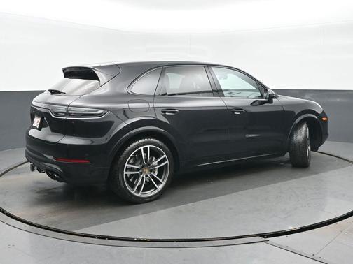 2020 Porsche Cayenne Turbo