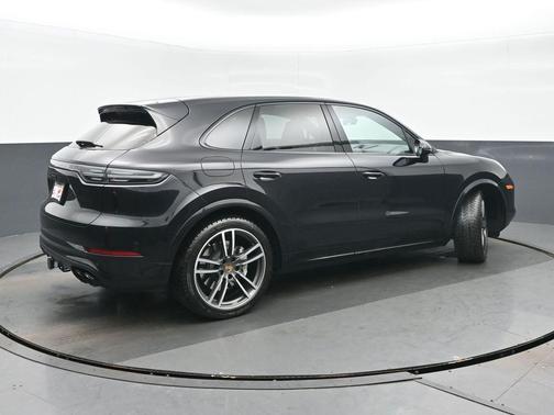 2020 Porsche Cayenne Turbo
