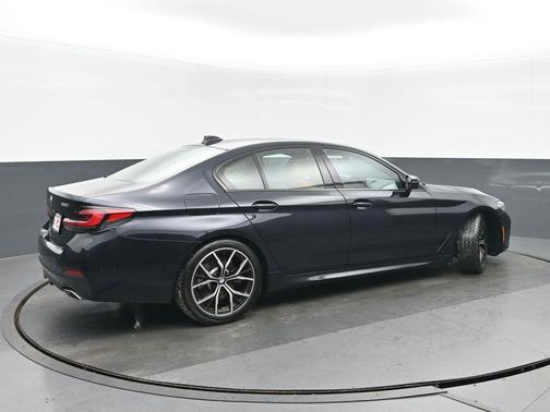 2023 BMW 530 i xDrive