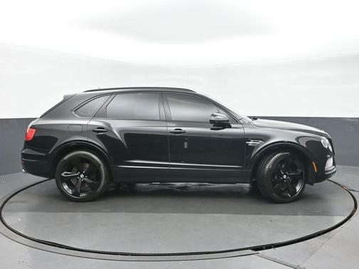 Black 2019 Bentley Bentayga V8