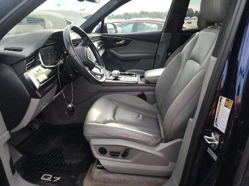 2020 Audi Q7 55 Premium Plus