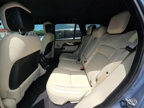 2020 Land Rover Range Rover Base