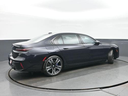 2023 BMW i7 xDrive60