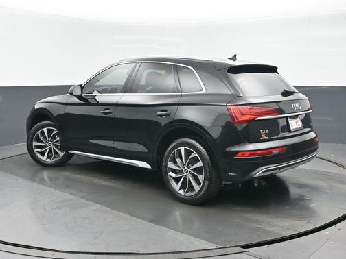 2021 Audi Q5 45 Premium Plus