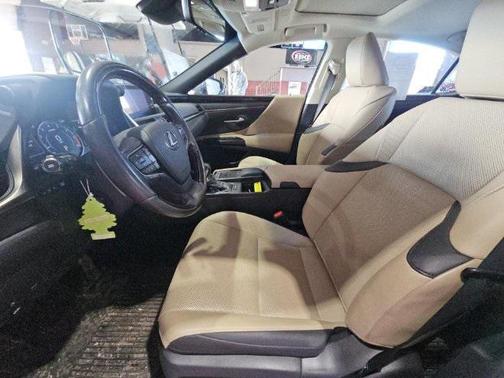 2021 Lexus ES 250 Base