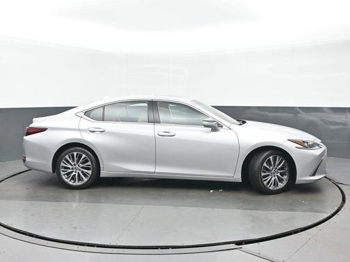 2021 Lexus ES 250 Base