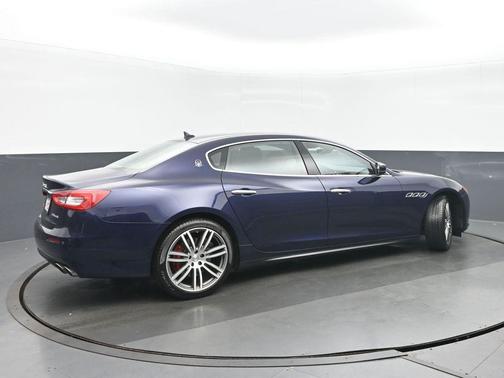 Blu Passione Metallic 2018 Maserati Quattroporte S Q4