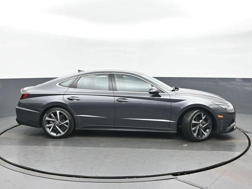 2022 Hyundai SONATA SEL Plus