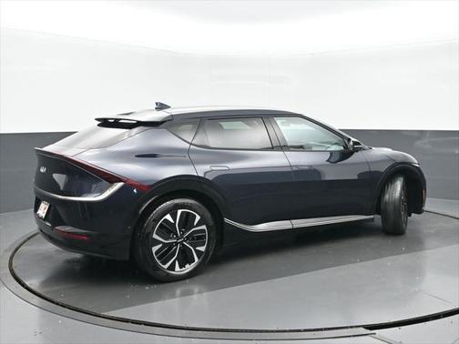 2022 Kia EV6 Wind