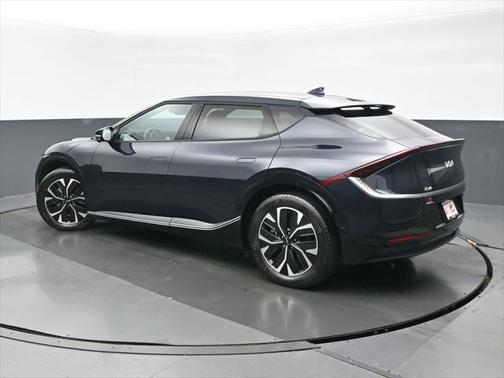 2022 Kia EV6 Wind