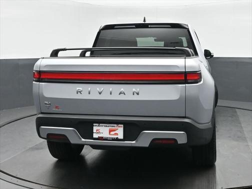 2024 Rivian R1T Adventure