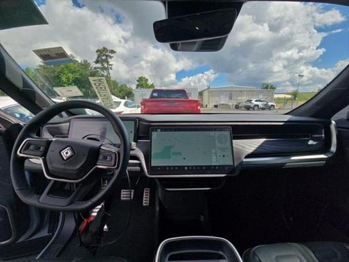2024 Rivian R1T Adventure