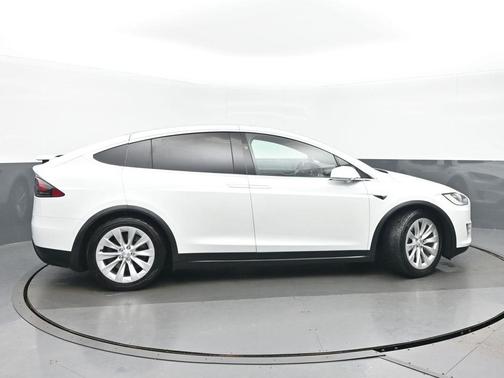 2018 Tesla Model X 75D