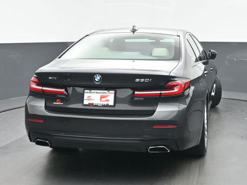 2022 BMW 530 i xDrive