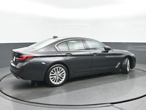 2022 BMW 530 i xDrive