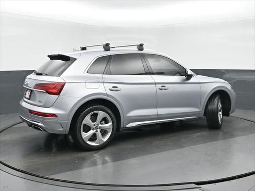2022 Audi Q5 45 S line Premium Plus