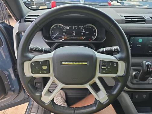 2023 Land Rover Defender 110 X-Dynamic SE