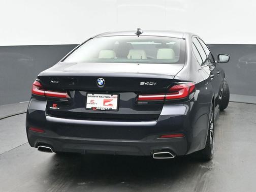 2023 BMW 540 i xDrive