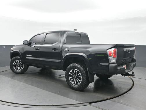 Midnight Black Metallic 2020 Toyota Tacoma TRD Sport