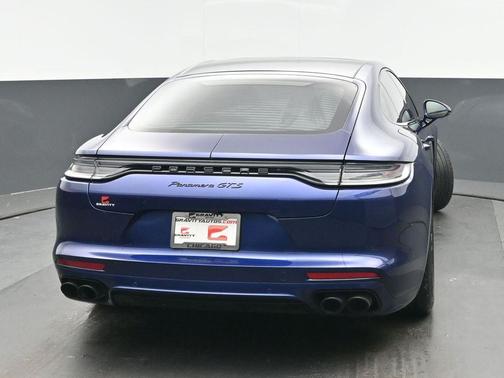 2021 Porsche Panamera GTS