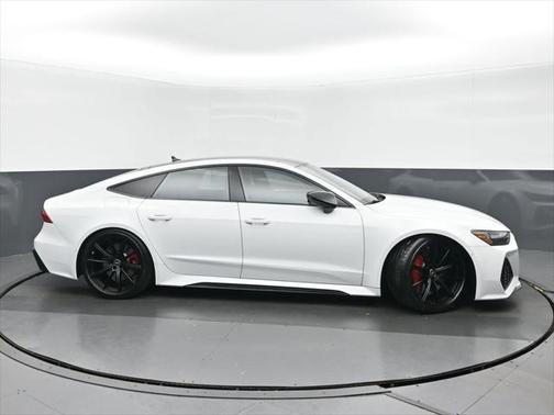 2023 Audi RS 7 4.0T