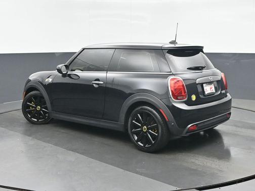 Chili Red 2021 MINI Hardtop Cooper S